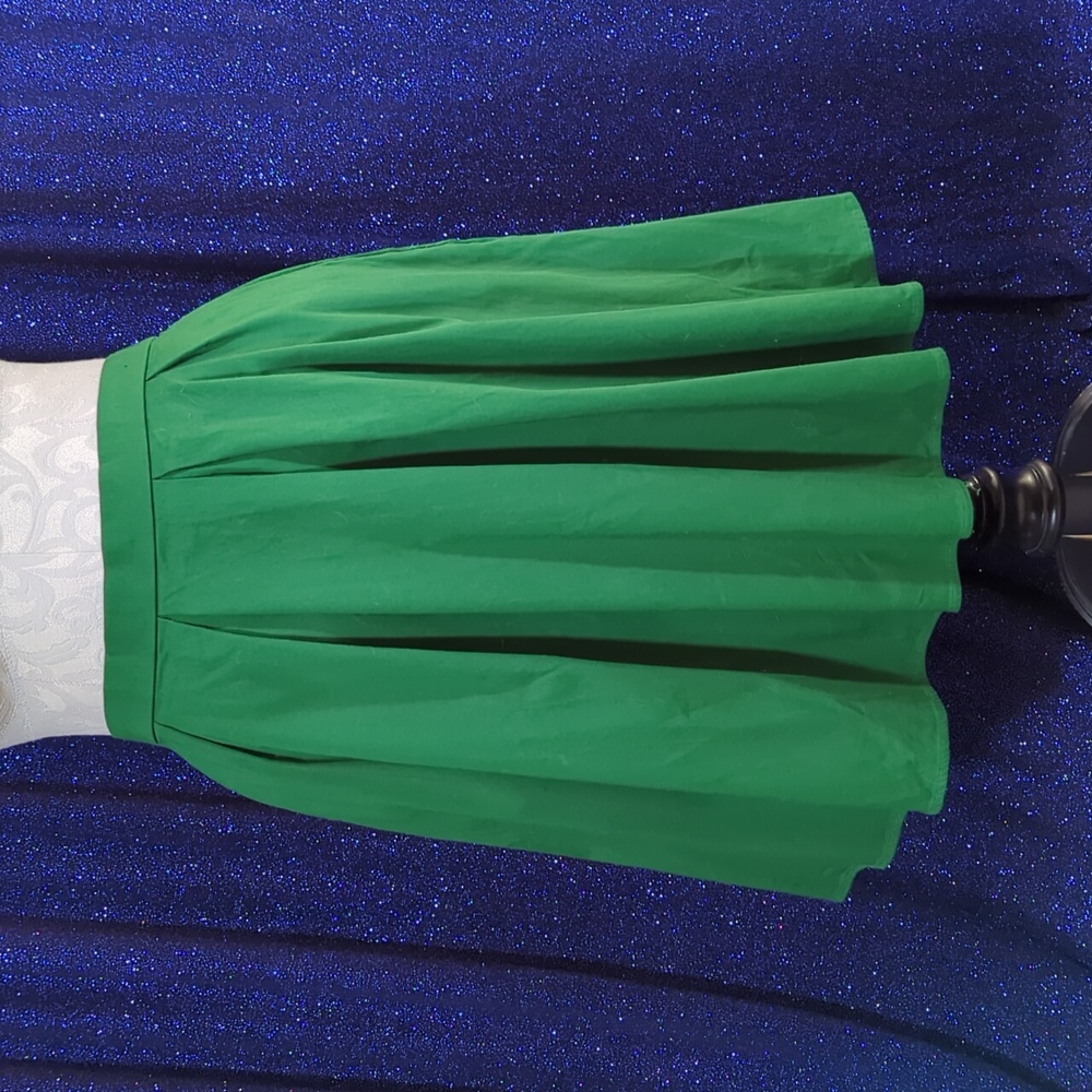 2XL Green Pleated Midi Skirt with Pockets
